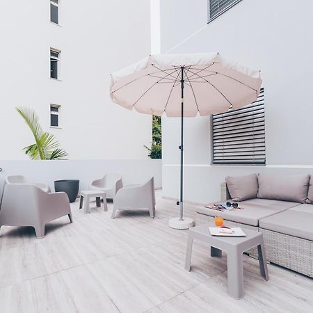 Elephant 2Br Apartment With Terrace, Side Sea View And Pool Access Funchal  Extérieur photo